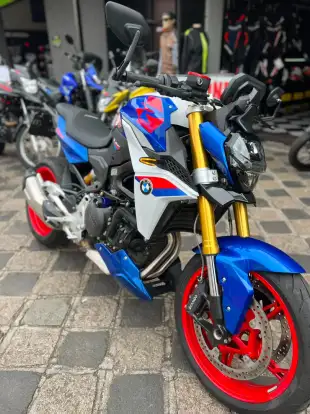 BMW-F 900 R SPORT PLUS-2026