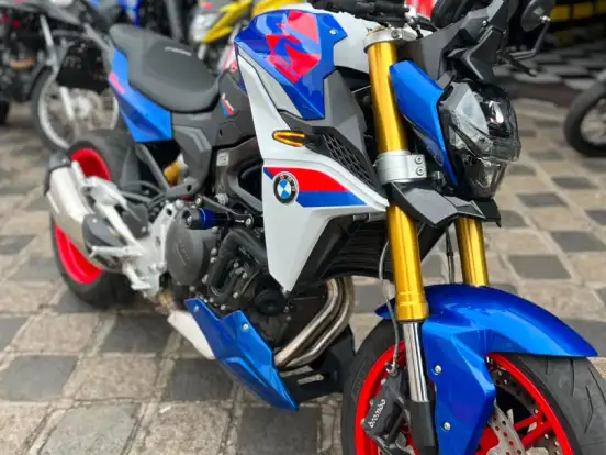 BMW-F 900 R SPORT PLUS BMW-F 900 R SPORT PLUS-2026