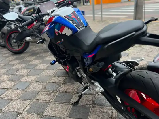 BMW-F 900 R SPORT PLUS BMW-F 900 R SPORT PLUS-2026