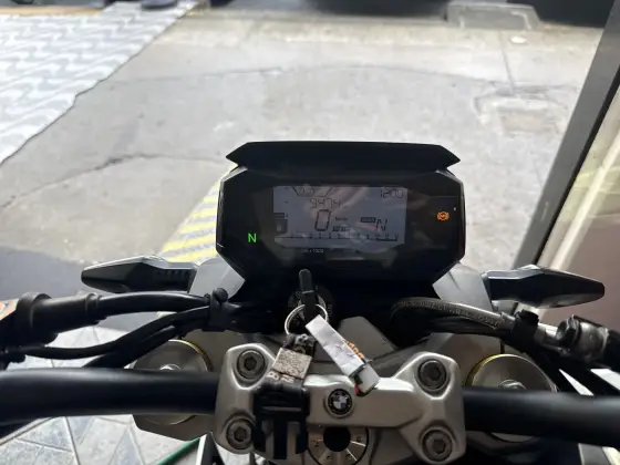 BMW G 310 R 