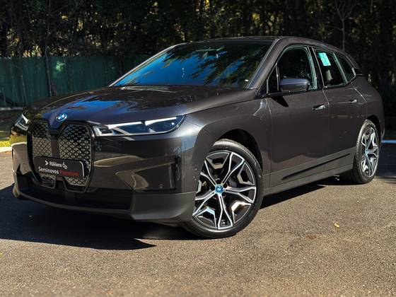 BMW iX ELÉTRICO XDRIVE40