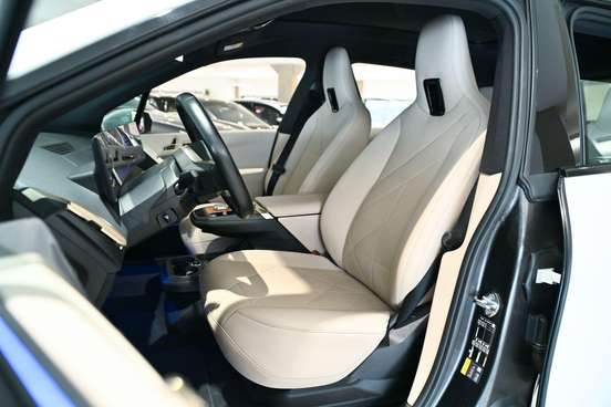 BMW-iX-2022