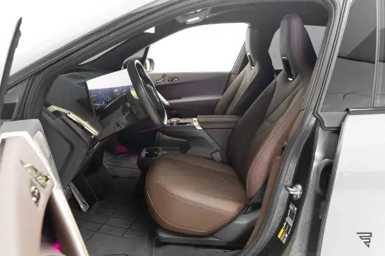 BMW-iX-2023