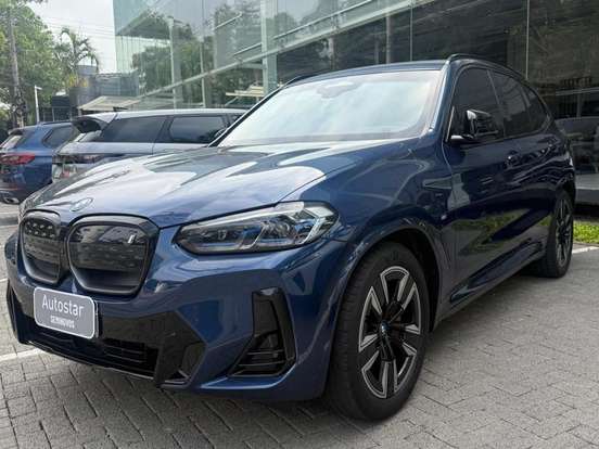BMW-iX3-2023