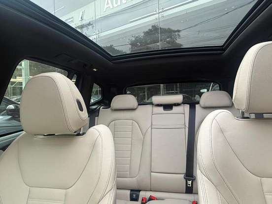 BMW-iX3-2023
