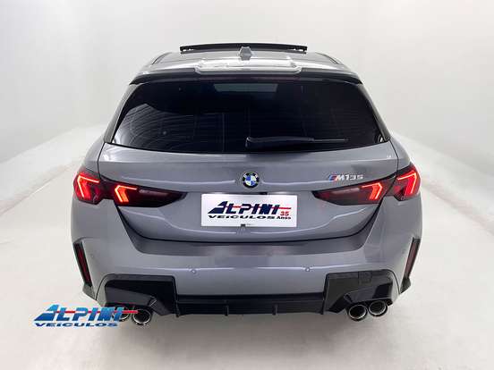 BMW-M 135i-2026