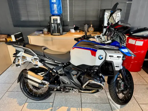 BMW R 1300 GS ADVENTURE TROPHY 