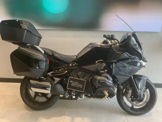 BMW-R 1300 RT TRIPLE BLACK-2026
