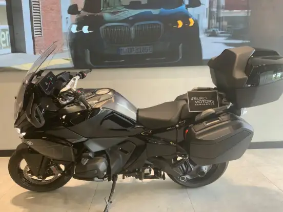 BMW-R 1300 RT TRIPLE BLACK-2026