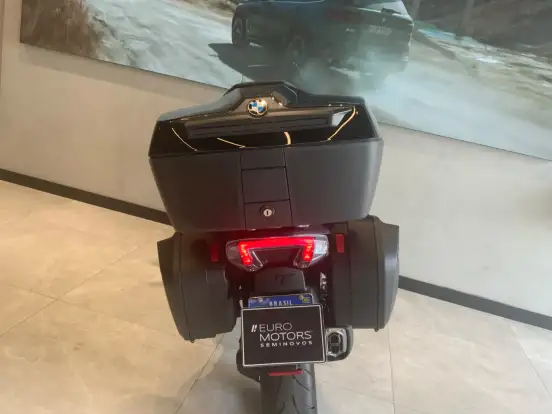 BMW-R 1300 RT TRIPLE BLACK BMW-R 1300 RT TRIPLE BLACK-2026
