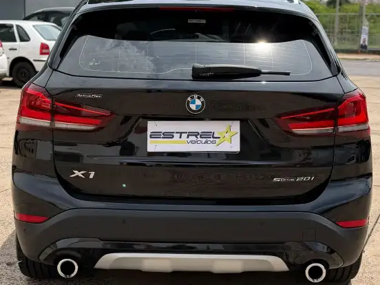 BMW-X1-2.0 16V TURBO ACTIVEFLEX SDRIVE20I X-LINE PLUS 4P AUTOMÁTICO BMW-X1-2022