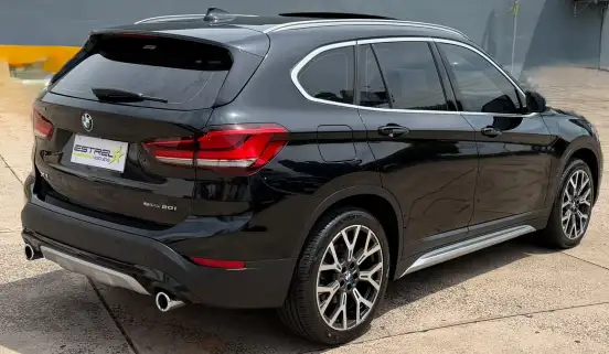 BMW-X1-2022