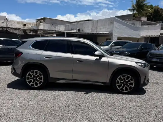 BMW-X1-2.0 16V TURBO GASOLINA SDRIVE20I X-LINE STEPTRONIC BMW-X1-2023