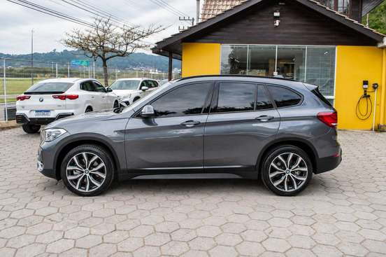 BMW-X1-2.0 16V TURBO ACTIVEFLEX SDRIVE20I GP 4P AUTOMÁTICO BMW-X1-2022
