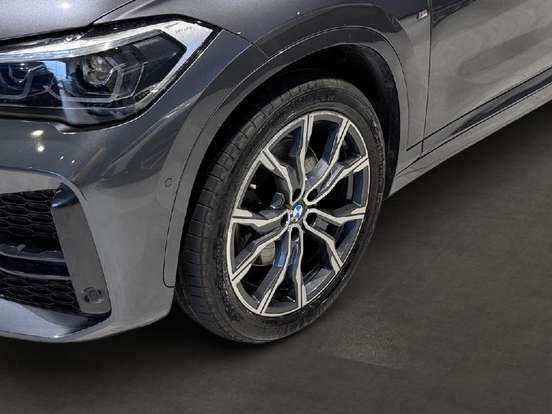 BMW-X1-2021