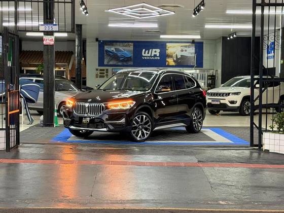 BMW X1 2.0 16V TURBO ACTIVEFLEX SDRIVE20I X-LINE PLUS 4P AUTOMÁTICO