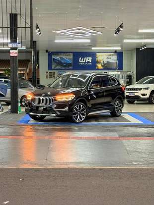 BMW-X1-2.0 16V TURBO ACTIVEFLEX SDRIVE20I X-LINE PLUS 4P AUTOMÁTICO BMW-X1-2022