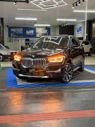 BMW-X1-2.0 16V TURBO ACTIVEFLEX SDRIVE20I X-LINE PLUS 4P AUTOMÁTICO BMW-X1-2022
