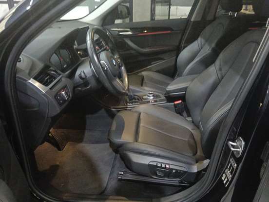 BMW-X1-2022