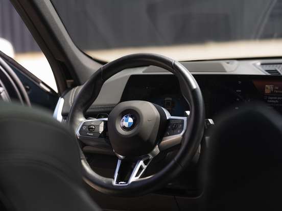 BMW-X1-2025