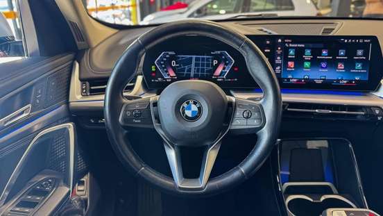 BMW-X1-2022
