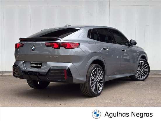 BMW-X2-2024