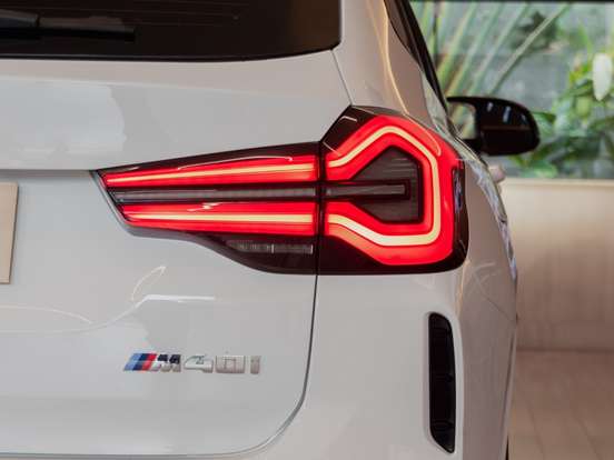 BMW-X3-2022