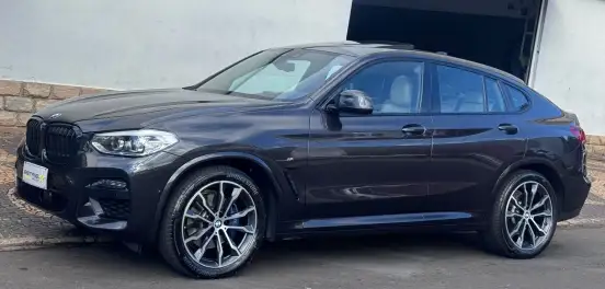 BMW-X4-2021