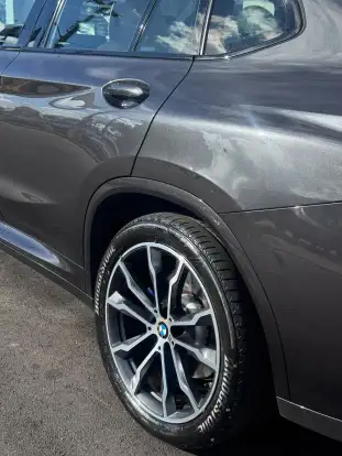 BMW-X4-2021