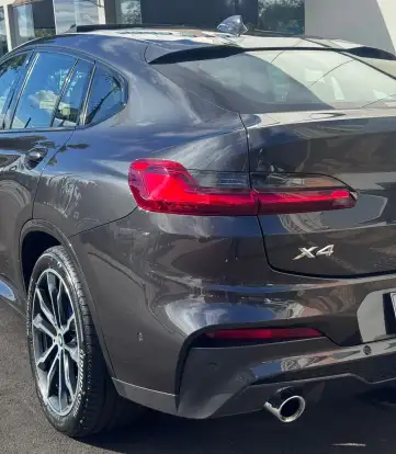 BMW-X4-2021