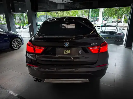 BMW-X4-2018