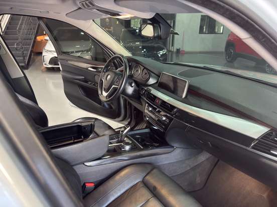 BMW-X5-2016