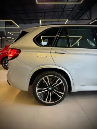 BMW-X5-2017