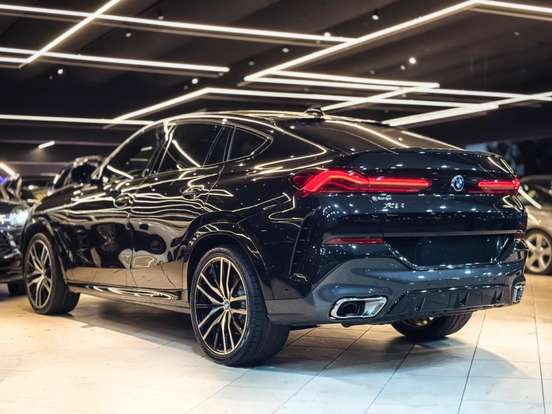 BMW-X6-3.0 TWINPOWER GASOLINA XDRIVE40I M SPORT AUTOMÁTICO BMW-X6-2020