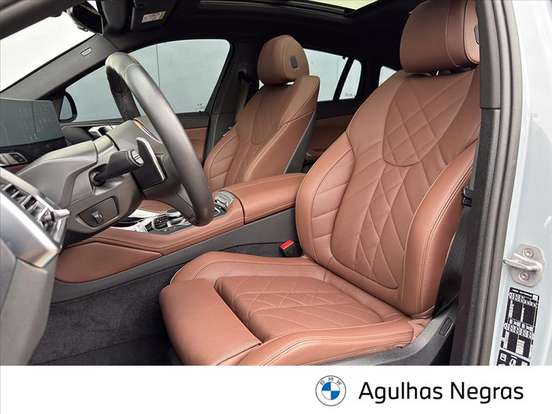 BMW-X6-3.0 TWINPOWER GASOLINA XDRIVE40I M SPORT AUTOMÁTICO BMW-X6-2025
