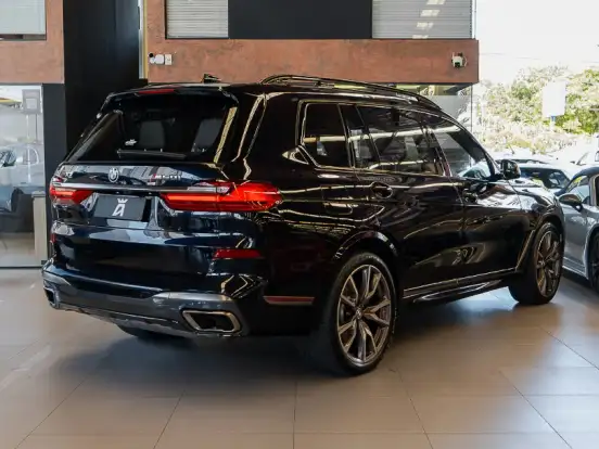 BMW-X7-4.4 V8 GASOLINA M50i STEPTRONIC BMW-X7-2021