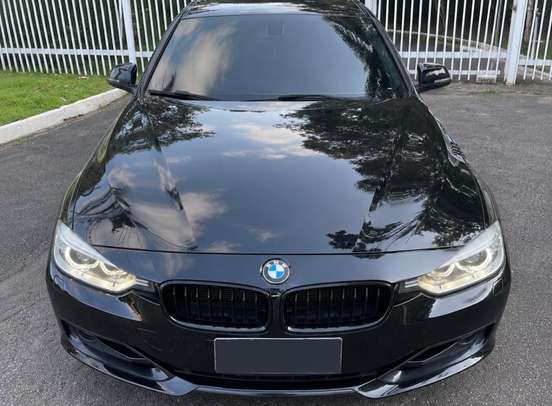 BMW-320i-2015