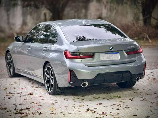 BMW-320i-2024