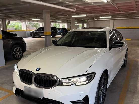 BMW-320i-2.0 16V TURBO GASOLINA SPORT GP AUTOMÁTICO BMW-320i-2019