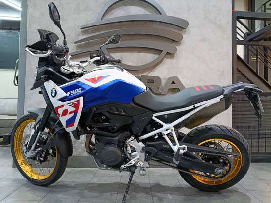BMW-F 900 GS ADVENTURE BMW-F 900 GS ADVENTURE-2025