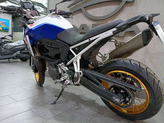 BMW-F 900 GS ADVENTURE BMW-F 900 GS ADVENTURE-2025