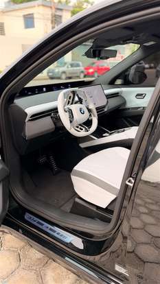 BMW-iX3-2026