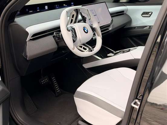 BMW-iX3-108,7 KW ELÉTRICO 50 XDRIVE BMW-iX3-2026