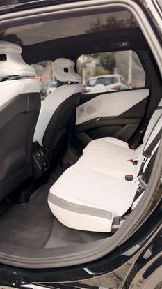 BMW-iX3-2026