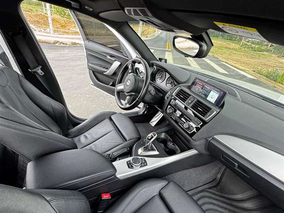 BMW-M 140i-3.0 24V TURBO GASOLINA 4P AUTOMÁTICO BMW-M 140i-2016