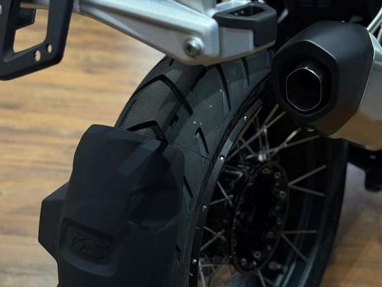 BMW-R 1300 GS ADVENTURE TRIPLE BLACK-2025