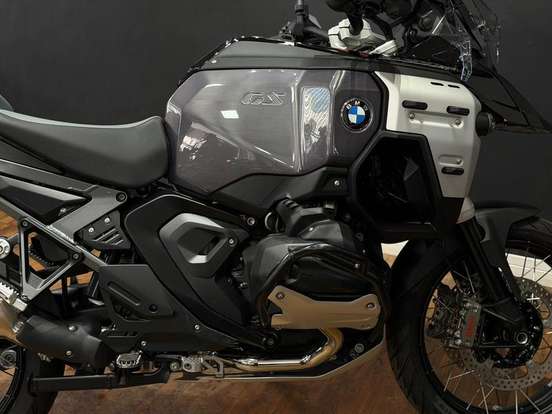 BMW-R 1300 GS ADVENTURE TRIPLE BLACK-2025