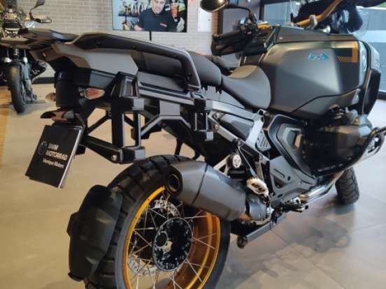 BMW-R 1300 GS ADVENTURE BMW-R 1300 GS ADVENTURE-2025