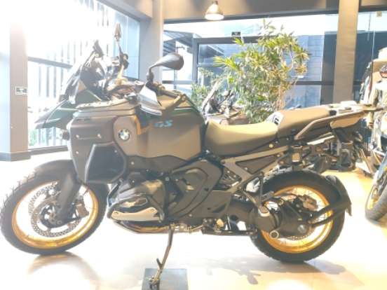 BMW-R 1300 GS ADVENTURE BMW-R 1300 GS ADVENTURE-2025