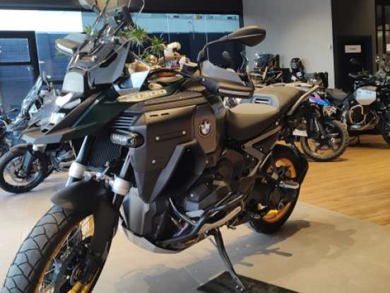 BMW-R 1300 GS ADVENTURE BMW-R 1300 GS ADVENTURE-2025